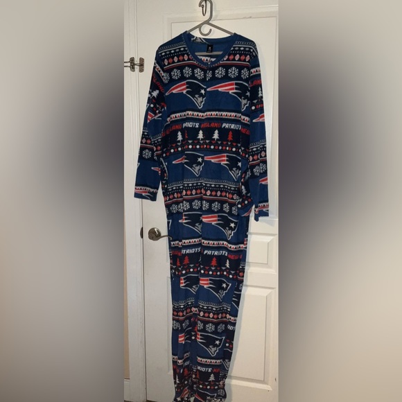 Adult Onesie - Picture 1 of 5